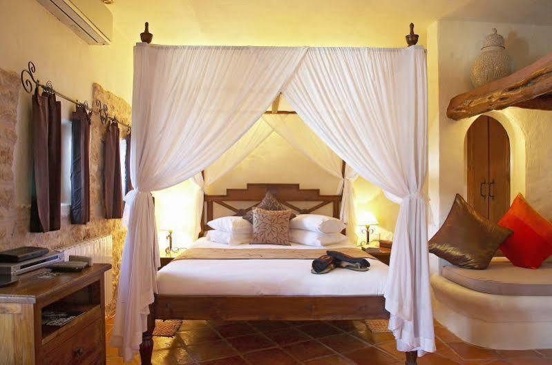 Agroturismo Atzaro Santa Eularia des Riu Exteriér fotografie